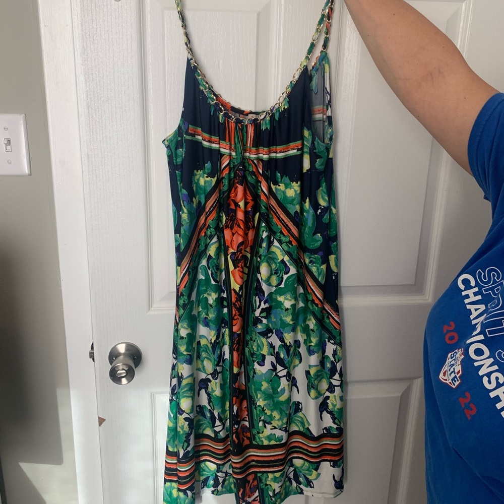 CUTE DRESSES| 2 Dress Bundle 👗 - Picture 5 of 6